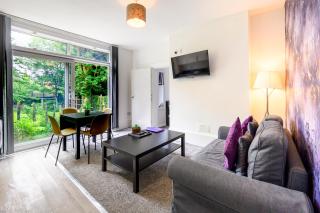 AMETHYST Delightful Suite In Moseley Mews, Birmingham By StayStaycations - Birmingham - 8