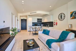 Seascape Heights - Sleek 14th Floor Apartment with Unrivalled Views - San Ġiljan - 1
