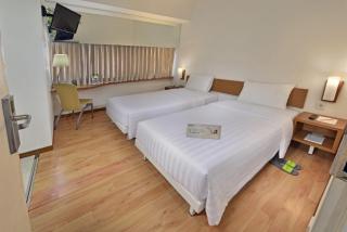 Whiz Hotel Pemuda Semarang - Semarang - 8