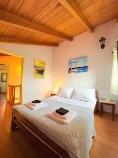 Chlóe Garden House - 4