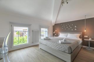Cima Suite 15 by WelcHome - Treviso - 5