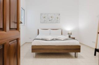 Central Bugibba Square 3bed Apartment By Homely! - St Paul's Bay - 3