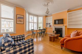 New! Cosy 2BR Victorian Flat, Zone 2, Mins to Tube - Londra - 7