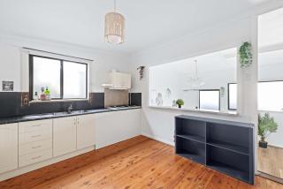 Classic Double Room in Peakhurst - Centrally Located - Shared Bathroom - Peakhurst - 2