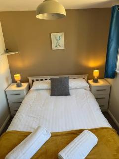 Cabin 3 - Bradwell on Sea - 2