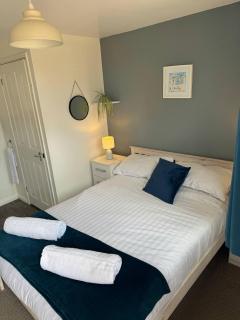 Cabin 4 - Bradwell on Sea - 4