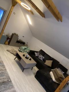 Chloe Loft - 5