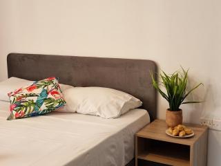 Tropical Paradise 200m From Finikoudes Beach - Larnaca - 4