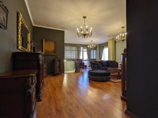 Classic Villa-spacious city center free parking - Tirana - 7