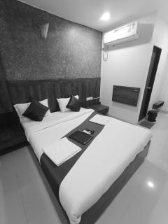 Hotel P I international - Mumbai - 3