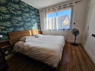 4 chambres - 200m2 - Parking - Jardin - Irigny - 3
