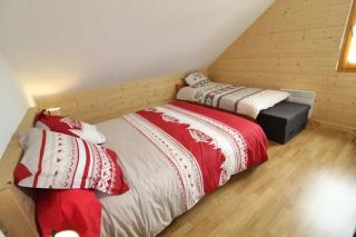 Chalet avec mezzanine 4 étoiles, Saint Mamet, jusqu'à 10 couchages, proche du lac de Gérardmer des commerces et des pistes de ski dans un quartier calme - Gérardmer - 5