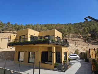 Sorjat Al Tal Chalet - - 0