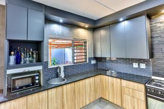 6 Robbins Road - Ballito - 4
