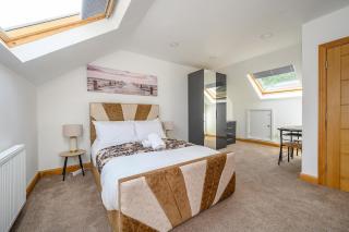 -RB7B- For your relaxed and Cosy stay with Free WiFi - Batley - 6