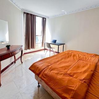 The Empyreal Condo at Central Jakarta - 5