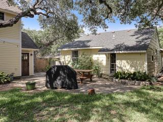 Rockport Bungalow - 6