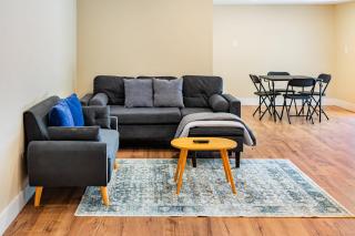 Pet & Family-Friendly 4BR Grill & Chill - Sacramento - 0