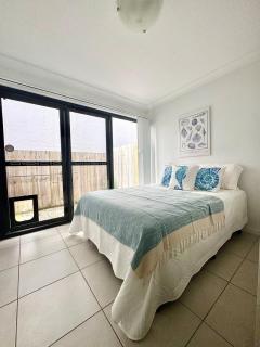 Redcliffe Beachside Escape - Redcliffe - 4