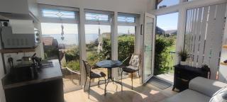 KINGHORN - Private Room, own entrance, ensuite, sunroom & Views - Kinghorn - 8