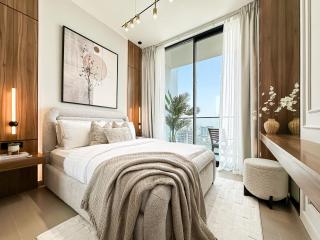 Feel at Home Stylish 1BR in Binghatti Tulip Dubai - 8