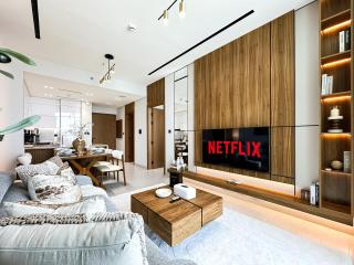 Feel at Home Stylish 1BR in Binghatti Tulip Dubai - 9