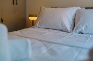 Newly Renovated Apartment next to Piraeus Marina - Piraeus - 1