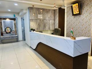 Hotel Millennium Rooms - Vadodara - 2