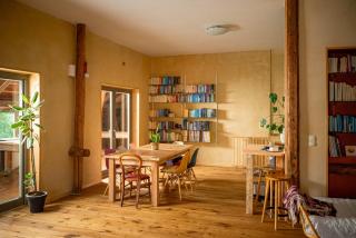 Weiträumiges, helles Studio mit Naturblick - 1