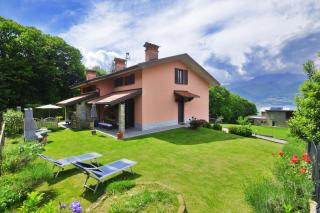 Lina - Happy Rentals - Colico - 9