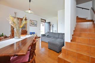 Lina - Happy Rentals - Colico - 5