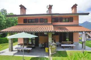 Lina - Happy Rentals - Colico - 1