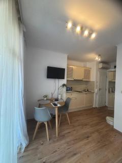 Dawn Park Deluxe - 1