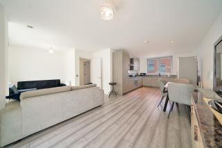 Spacious 3 Bed in Stratford, London with Free Parking & Wi-Fi - Londra - 2