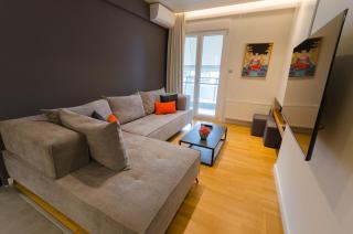 Above & Beyond Volos City Center Luxury Redefined - Volos - 9
