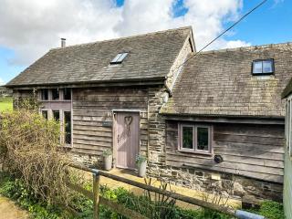 Meadow Barn - Shelve - 0
