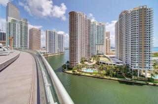 Highest Floor Icon Brickell Condo with Stunning Bayview & 5 star SPA - 6