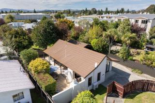 Townhouse Retreat - Te Anau Getaway - Te Anau - 7