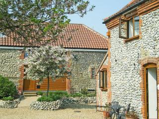 Hay Loft -23894 - Aylmerton - 5