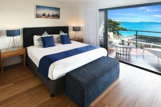 Shorelines 31 Renovated Upmarket Two Bedroom Apartment With Ocean Views And Buggy - 9