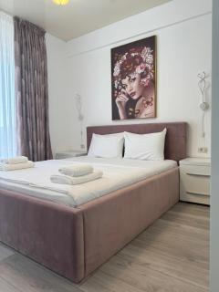 501 B2 ALMAR LUXURY RESIDENCE-Renting Apartments & Free Pool - 9