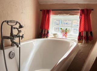 Unique Old Bakery Retreat - Betley - 7