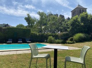 Logis Hôtel Restaurant L'Auberge du Chateau - 1