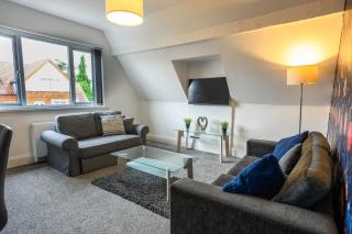 SAPPHIRE Suite Moseley Mews, Birmingham By StayStaycations - Birmingham - 6