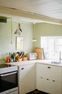 Cut Branches, Make Fire And Gaze At Treetops - 7