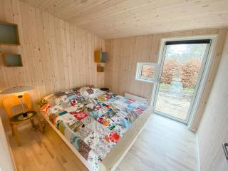 Beautiful Setting By The Sea With Light And Sky - 1