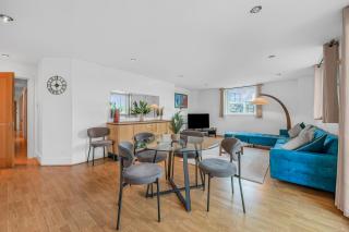 Riverside Apartments with Balcony, 1 Min Walk to Vauxhall Station - 7