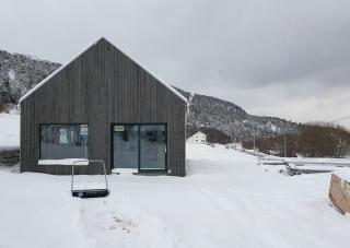 Architect-Designed Cabin With Beach Nearby - Lensvik - 6