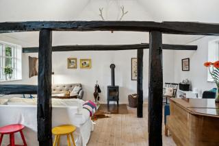 300-Year-Old House With History And Character - Stege - 9