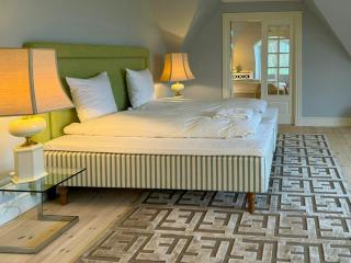 Manor House Overlooking Fields And Garden - Ringe - 6